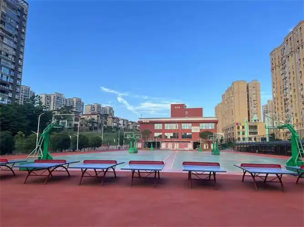 长沙市耀华高级中学学校简介