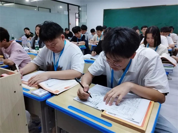 2026年湖南单招培训基地环境