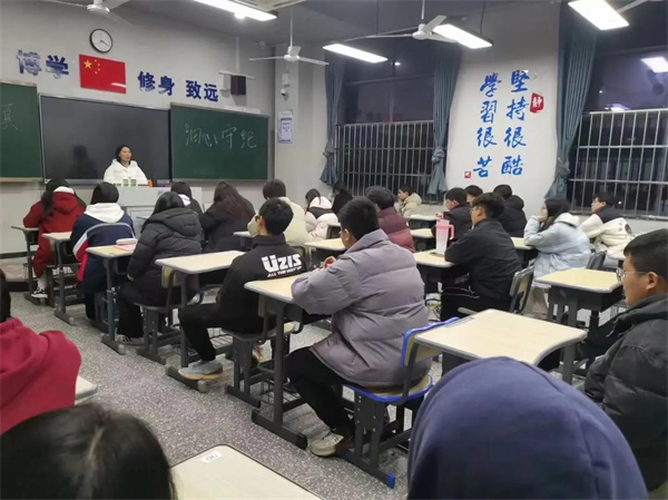 楚怡升学单招培训基地简介​