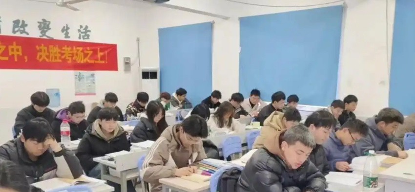 株洲市景炎高考补习学校