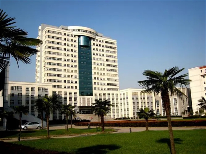 _湖南经济贸易高级技工学校多大_湖南经济贸易高级技工