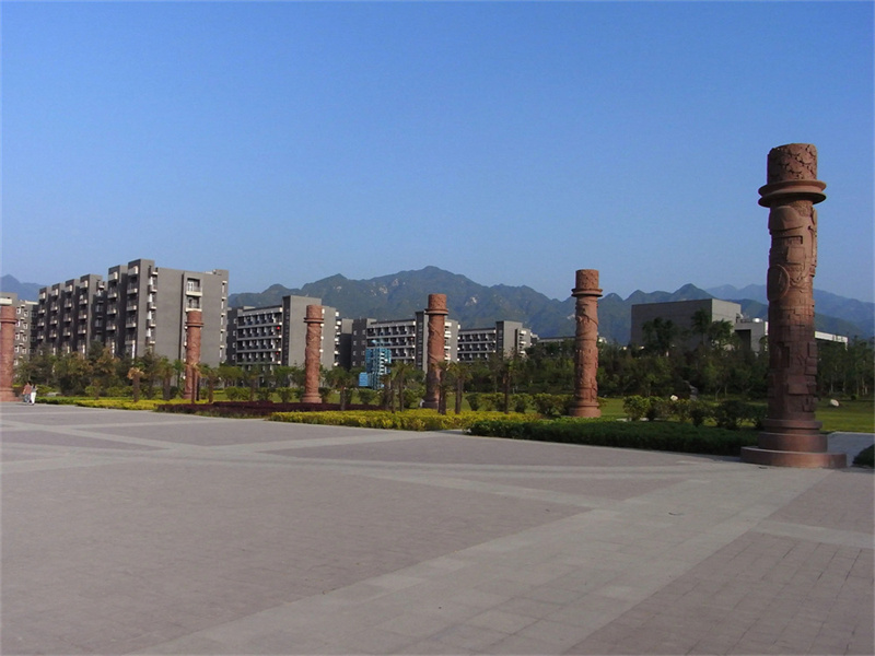 娄底市蓝圃学校学校地址究竟在哪里？快来一探究竟