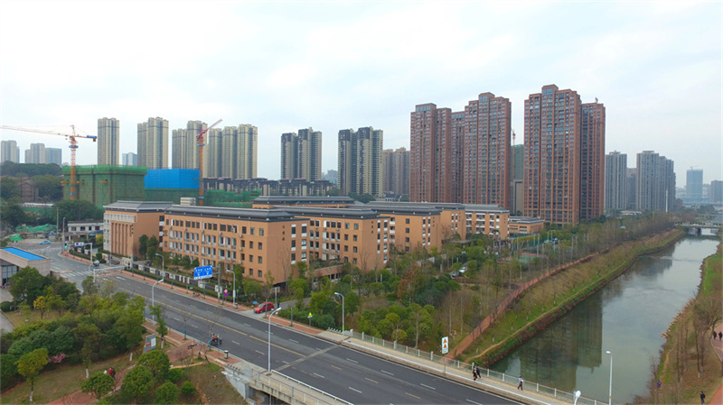 衡阳潇湘卫生中等专业学校学费具体金额是多少