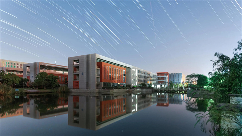 岳阳洞庭中学复读班高考升学率_岳阳市洞庭高级中学复读部_