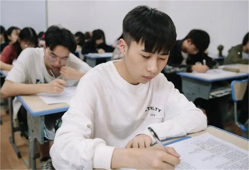 益阳市湖心高级中学复读师资力量详细介绍