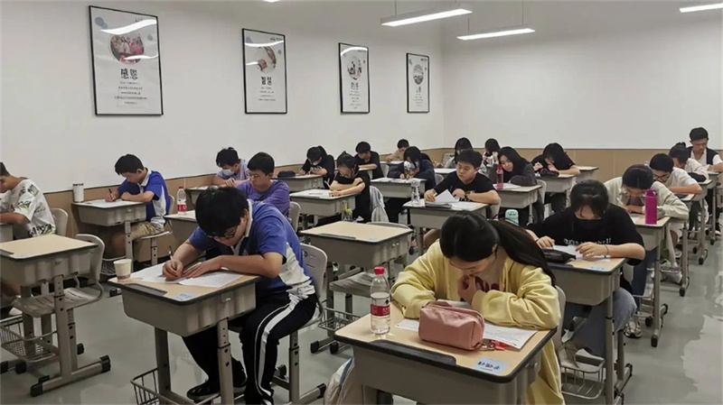 怀化市雅礼实验学校复读情况究竟好不好？