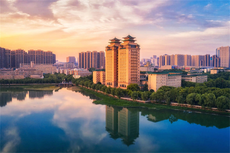 恒德学校收费多少钱_恒德实验高中_