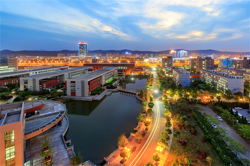 邵阳湘郡铭志_湘郡铭志学校高效课堂模式_邵阳市湘郡铭志学校中学部招生
