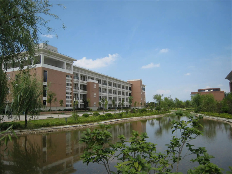 长沙市现代商贸中等职业学校公布2025跨市州招生计划