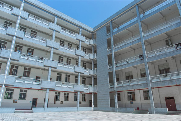 邵阳工业学校