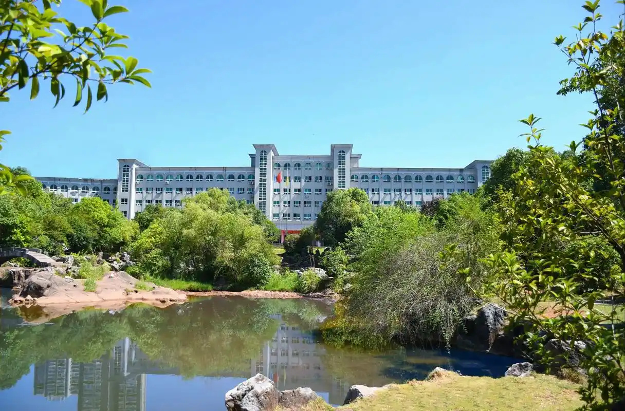 耒阳市正源学校