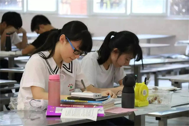 2026年岳阳岳阳县中考普高录取分数线 各高中多少分